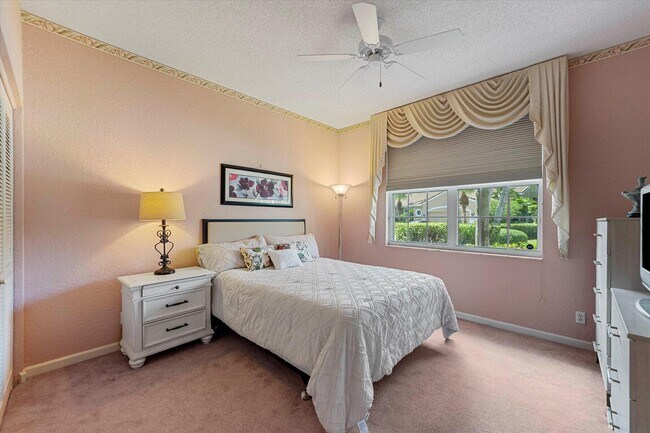 Building Photo - 4663 Carlton Golf Dr