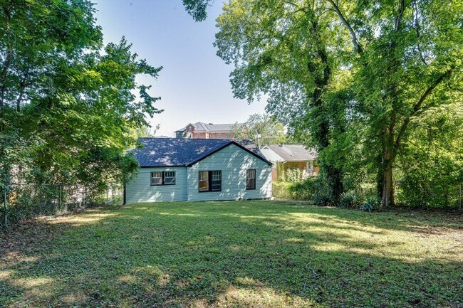 Building Photo - 2/ 1 Home for Rent!