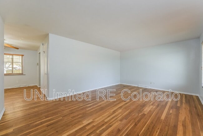 Building Photo - 3016 W Stanford Dr