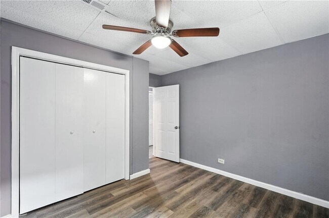 Building Photo - 1527 Langston Ave SW
