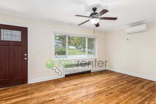Building Photo - Spacious 4-Bedroom Home with Huge Fenced Y...