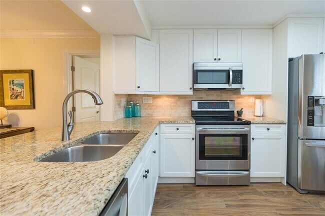 Building Photo - 5642 Del Sol Blvd