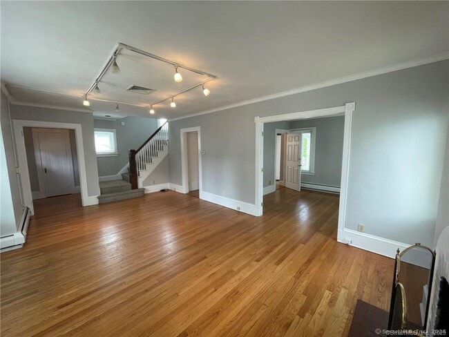 Building Photo - 55 E Cedar St