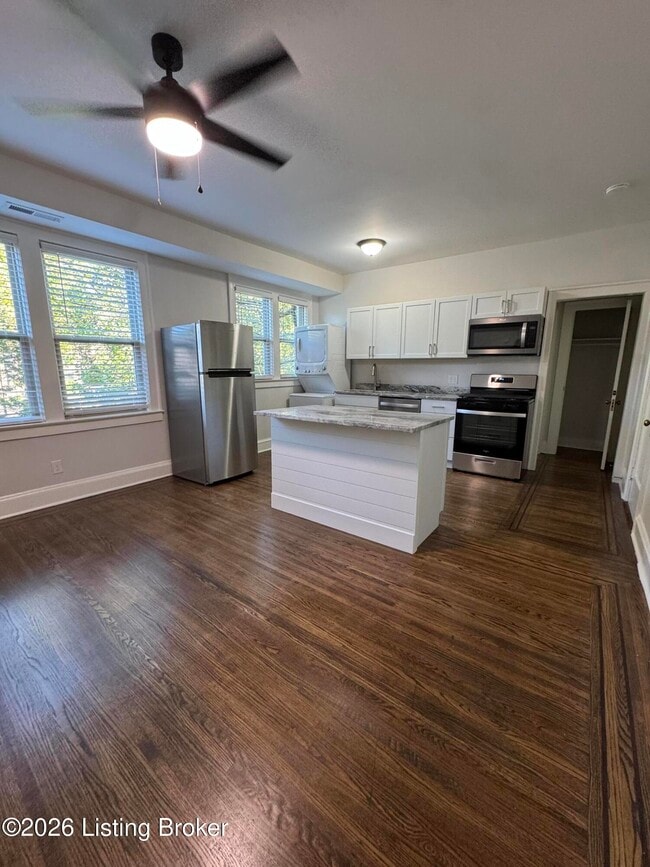 Building Photo - 2113 Speed Ave