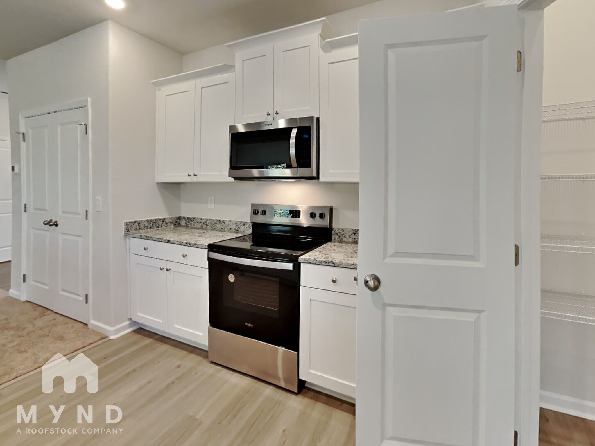 Building Photo - 330 Ivy Bank Dr