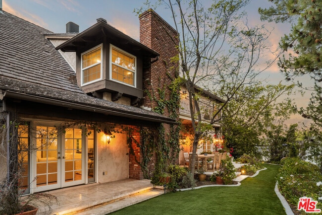 Building Photo - 10834 Portofino Pl