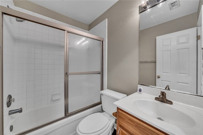 Building Photo - 3715 Westfield Dr