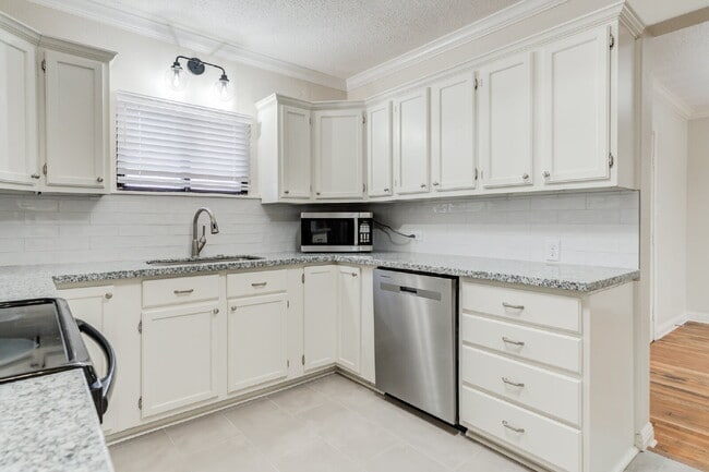 Building Photo - Tech Terrace Pre-Lease for 2026 or available now!