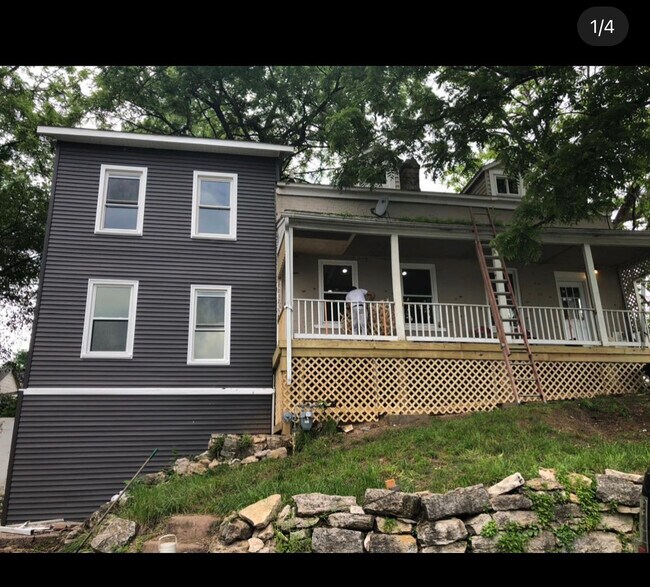 Building Photo - 1201 Jefferson St