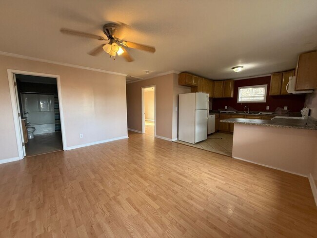 Building Photo - Old Tusculum Rd Apartments