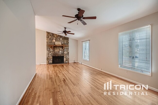 Building Photo - 3717 Smokerise Hill Dr