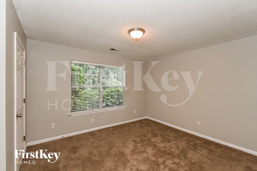 Building Photo - 4017 Rhinehart Ct