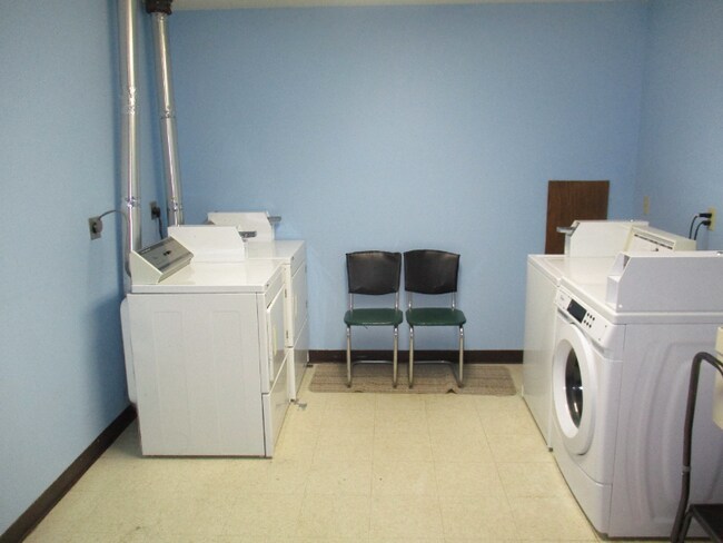 Building Photo - 12244 2nd St