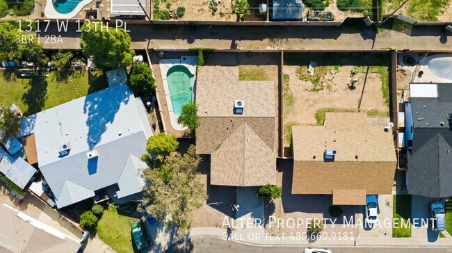 Primary Photo - 1317 W 13th Pl