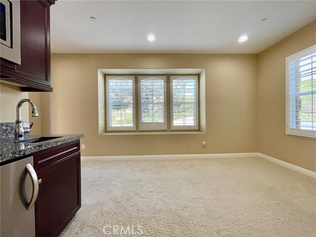 Building Photo - 2652 E Temblor Ranch Dr