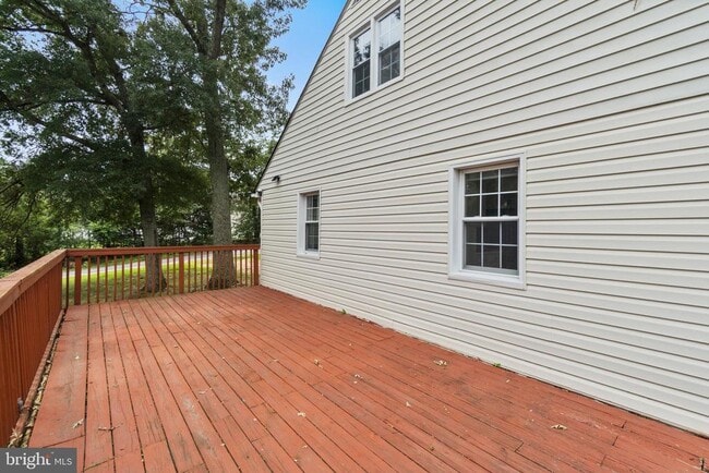 Building Photo - 45629 Frank Hayden Ln
