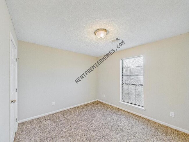 Building Photo - 509 Gamble Rd