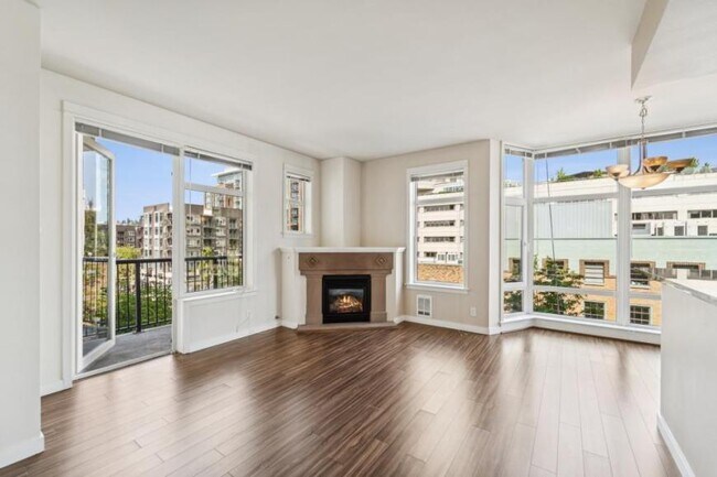 Building Photo - 1 bedroom in Seattle WA 98121
