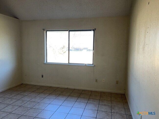 Building Photo - 4405 Greenlee Dr