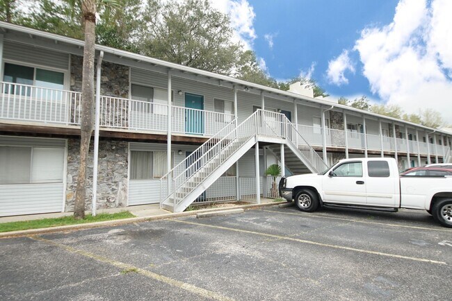 Building Photo - 201 E College Blvd