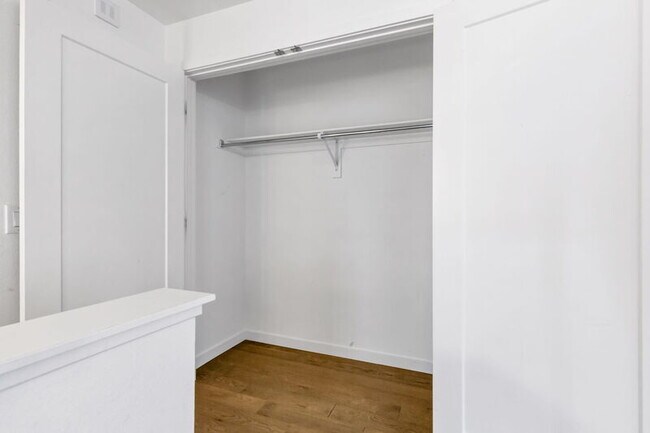 Building Photo - 8711 E Hampden Ave