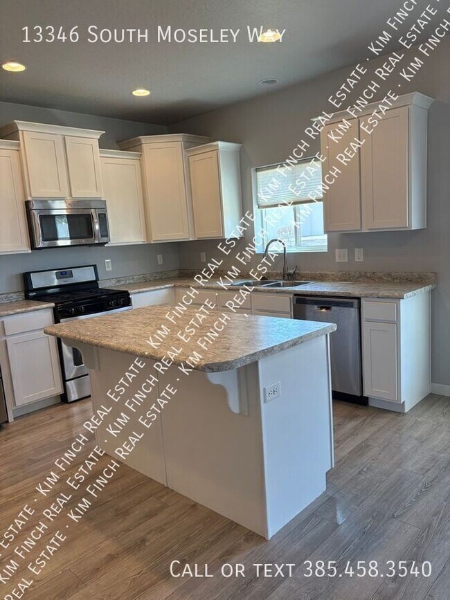 Building Photo - 13346 S Moseley Way