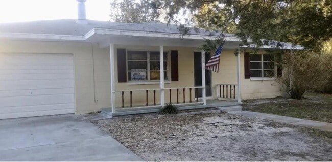Primary Photo - 8320 N Bardge Terrace