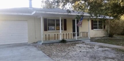 Building Photo - 8320 N Bardge Terrace