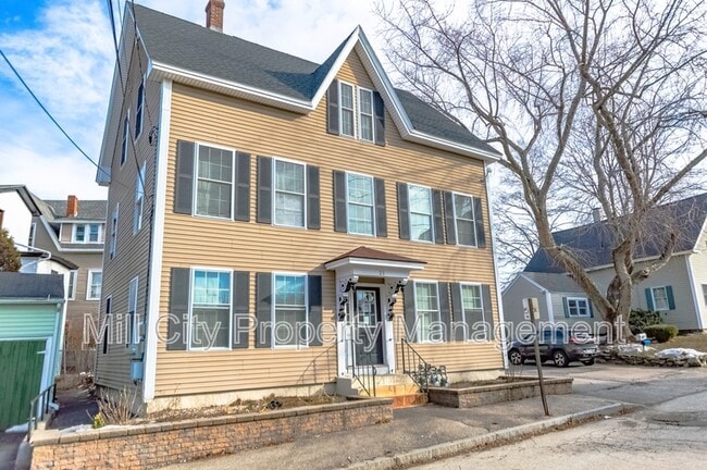 Building Photo - 21 Jane St