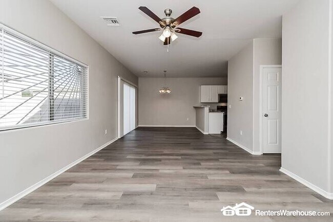 Building Photo - Spacious updated 4 Bed, 3 Bath home in Tuc...