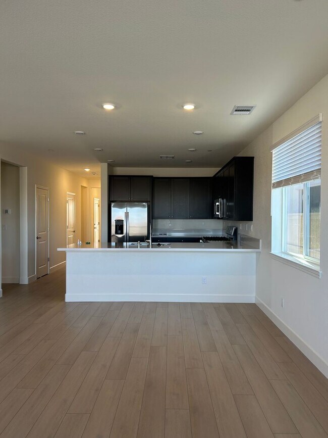 Building Photo - NEW HOME