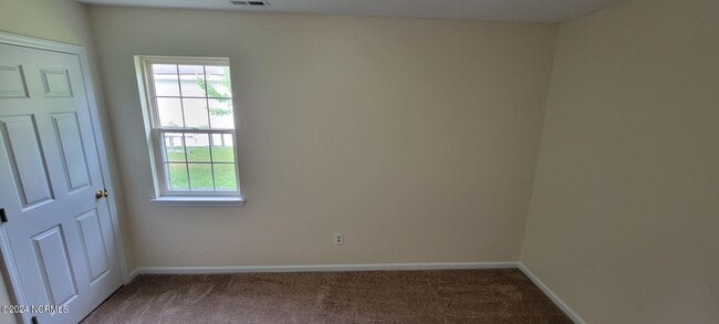 Building Photo - 1303 Navarro Loop