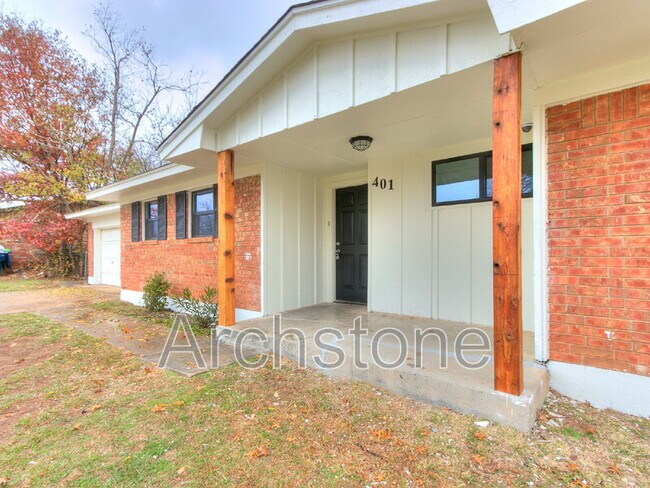 Building Photo - 401 NW 86th St
