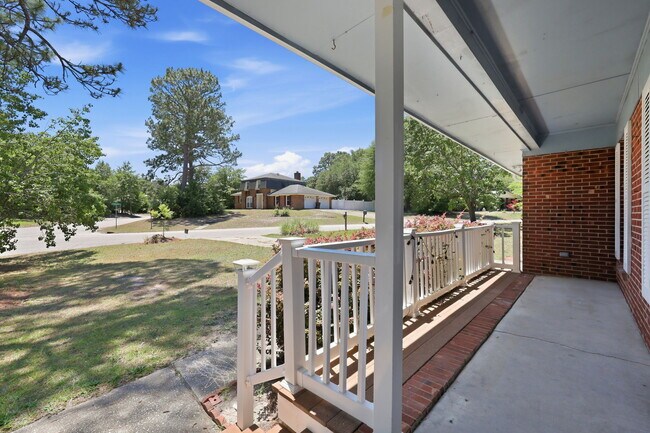 Building Photo - 5914 Ormskirk Dr