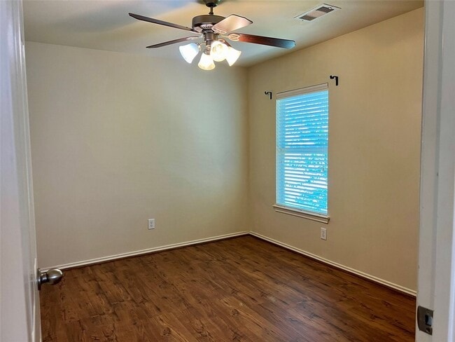 Building Photo - 8034 Grow Ln