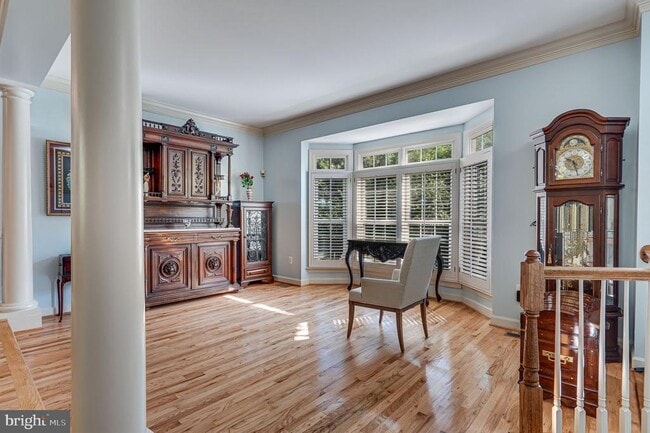 Building Photo - 150 Rees Pl