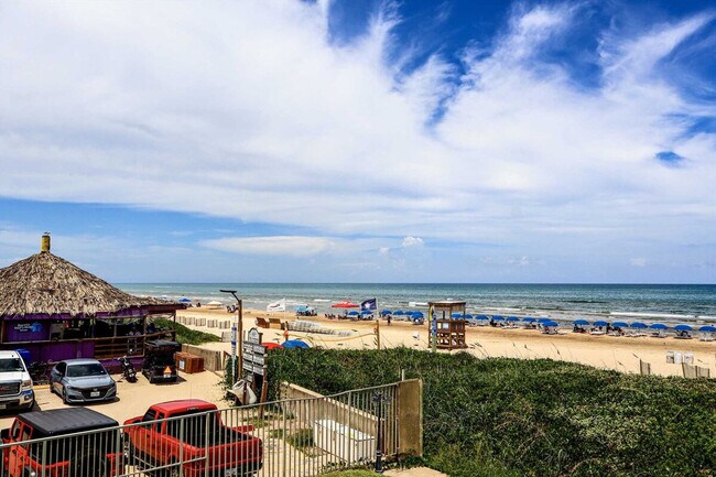 Building Photo - 5008 Gulf Blvd