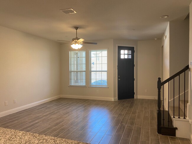 Living Room - 5509 Crosby Dr