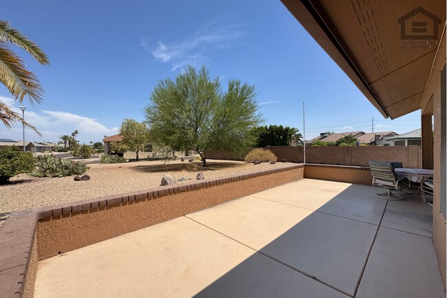 Building Photo - 17211 N Desert Glen Dr