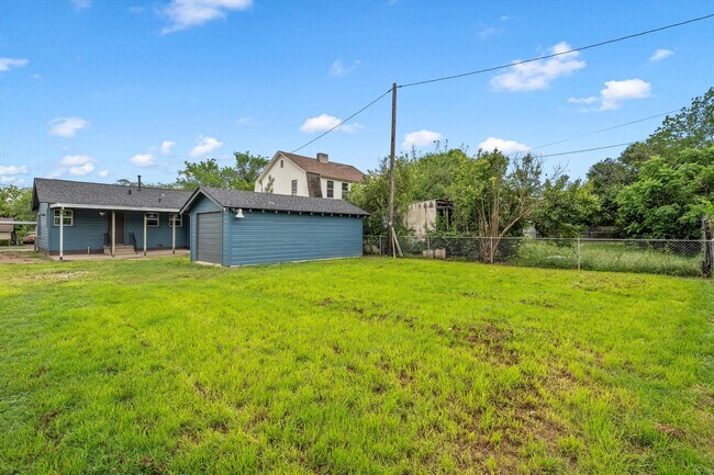 Building Photo - 3621 Gorman Ave