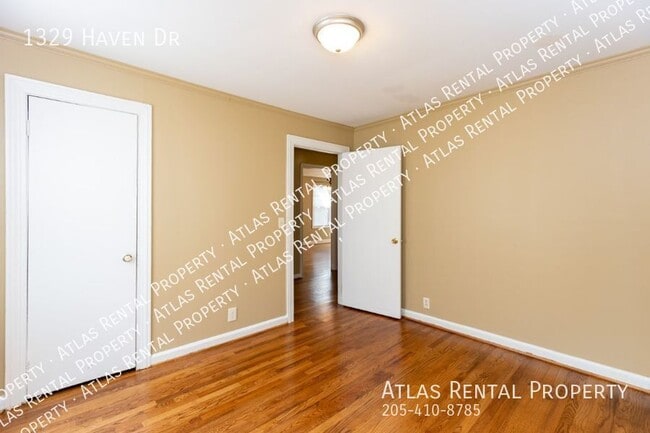 Building Photo - 1329 Haven Dr