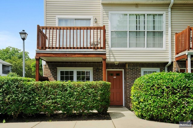 Building Photo - 1428 Westgate Dr