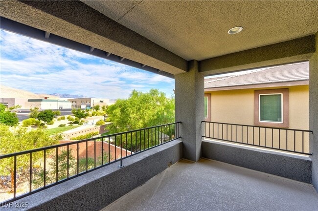 Building Photo - 7017 Pearl Hilltop Ct