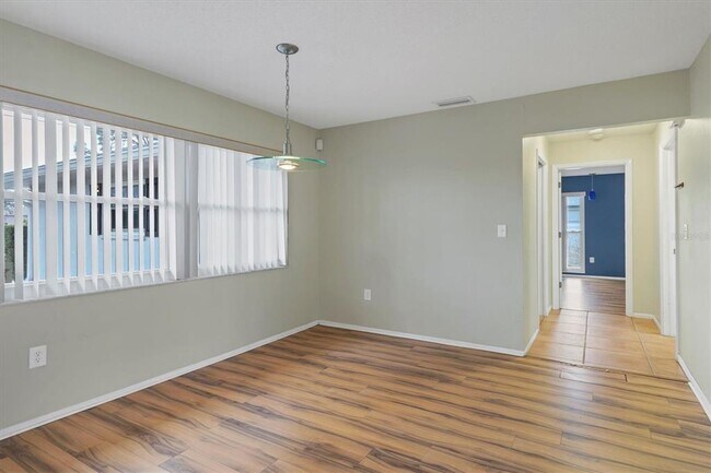 Building Photo - 5221 Lemon Bay Dr