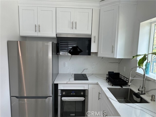 Building Photo - 7013 Bellaire