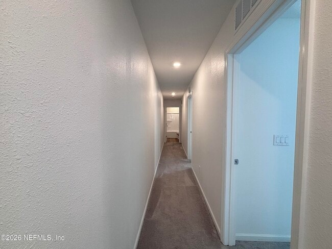 Building Photo - 694 Holly Lks Dr