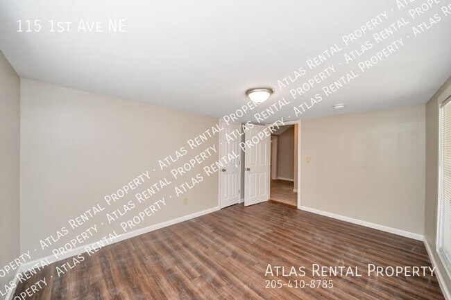 Building Photo - 115 1st Ave NE