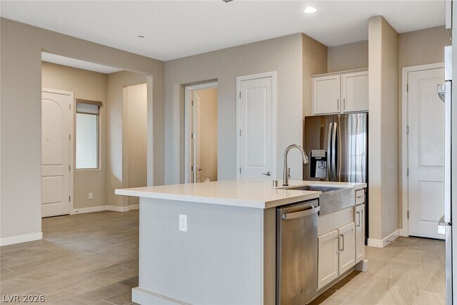 Building Photo - 94 Nine Mile Creek Dr