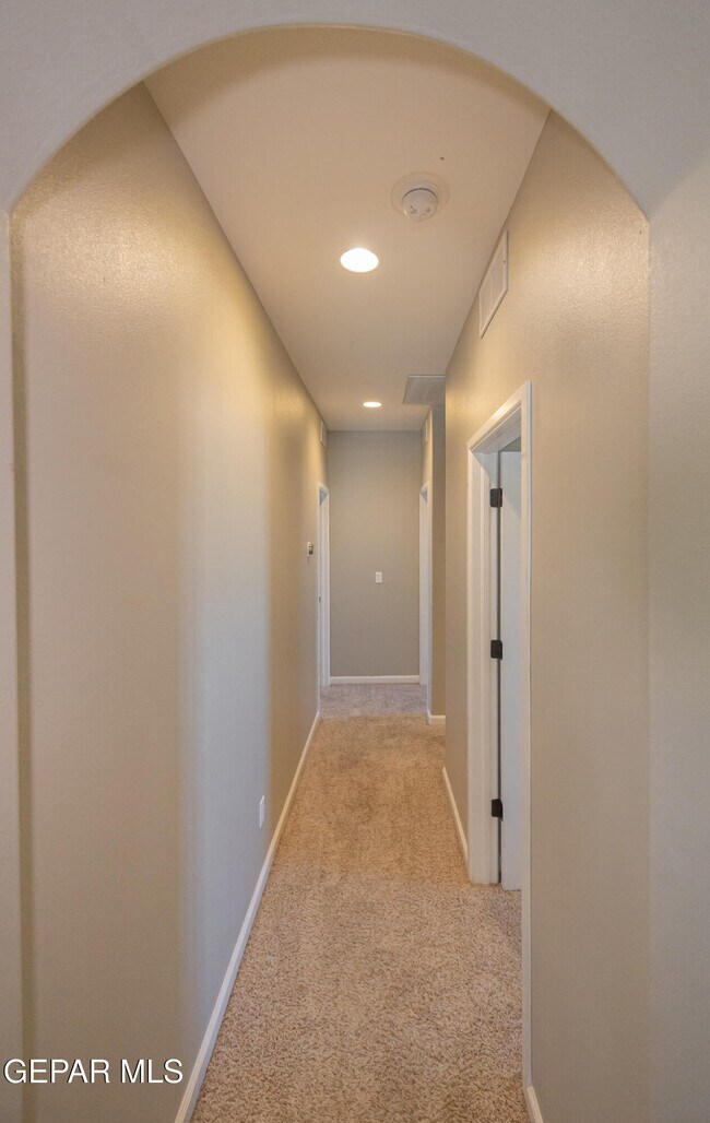 Building Photo - 12941 Immanuel Vista Dr