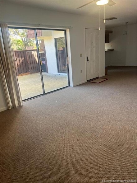 Building Photo - 3033 SW Sunset Trace Cir